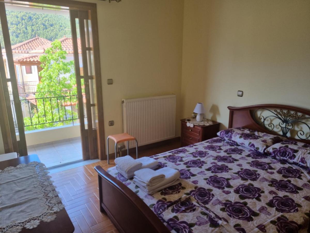 Apartment Theodoros Leonídion Buitenkant foto