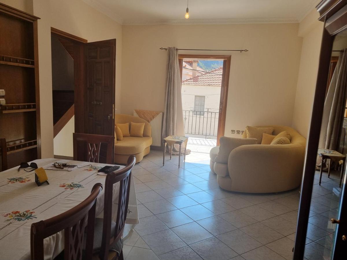Apartment Theodoros Leonídion Buitenkant foto